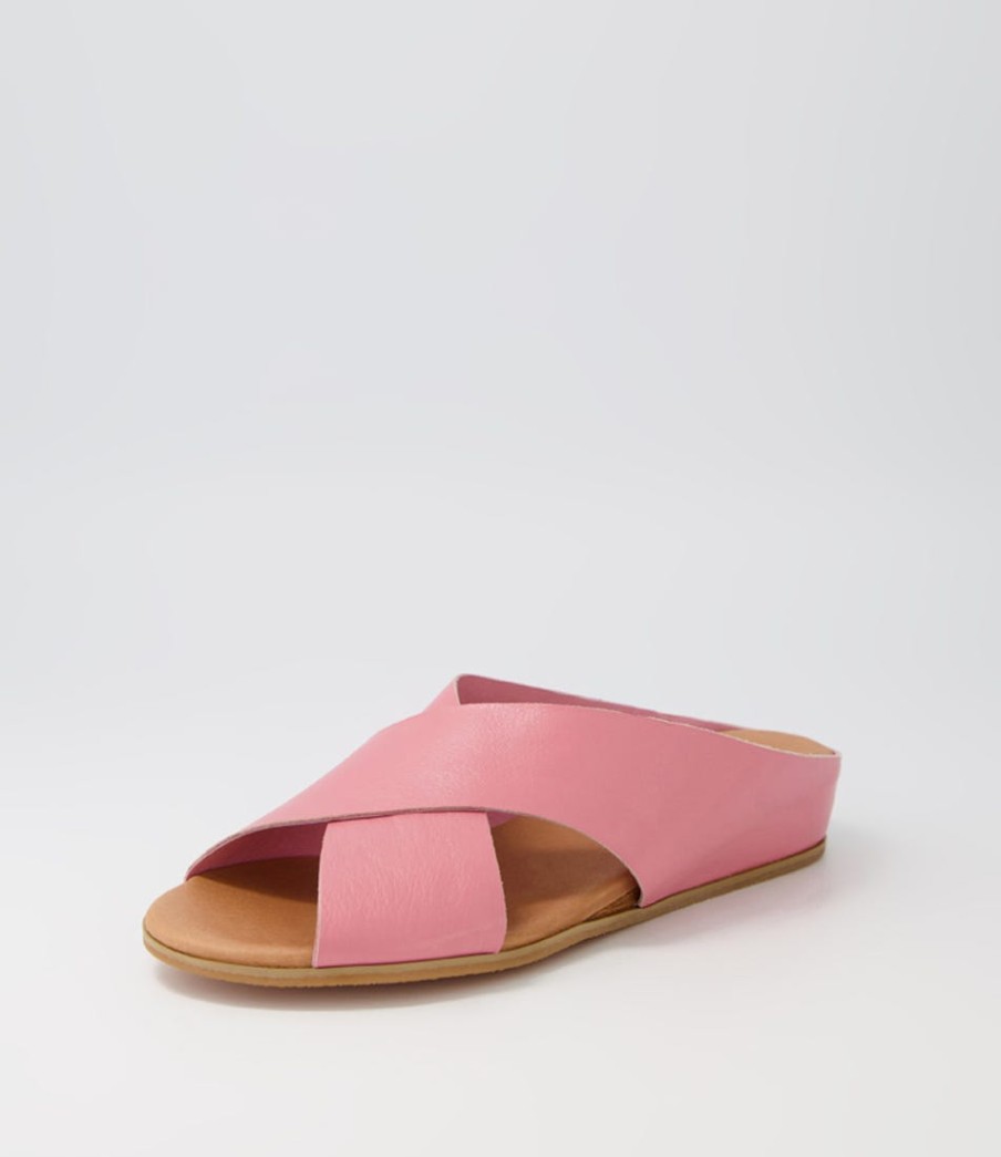 DJANGO & JULIETTE Harli Pretty Pink Leather Slides | Wedges