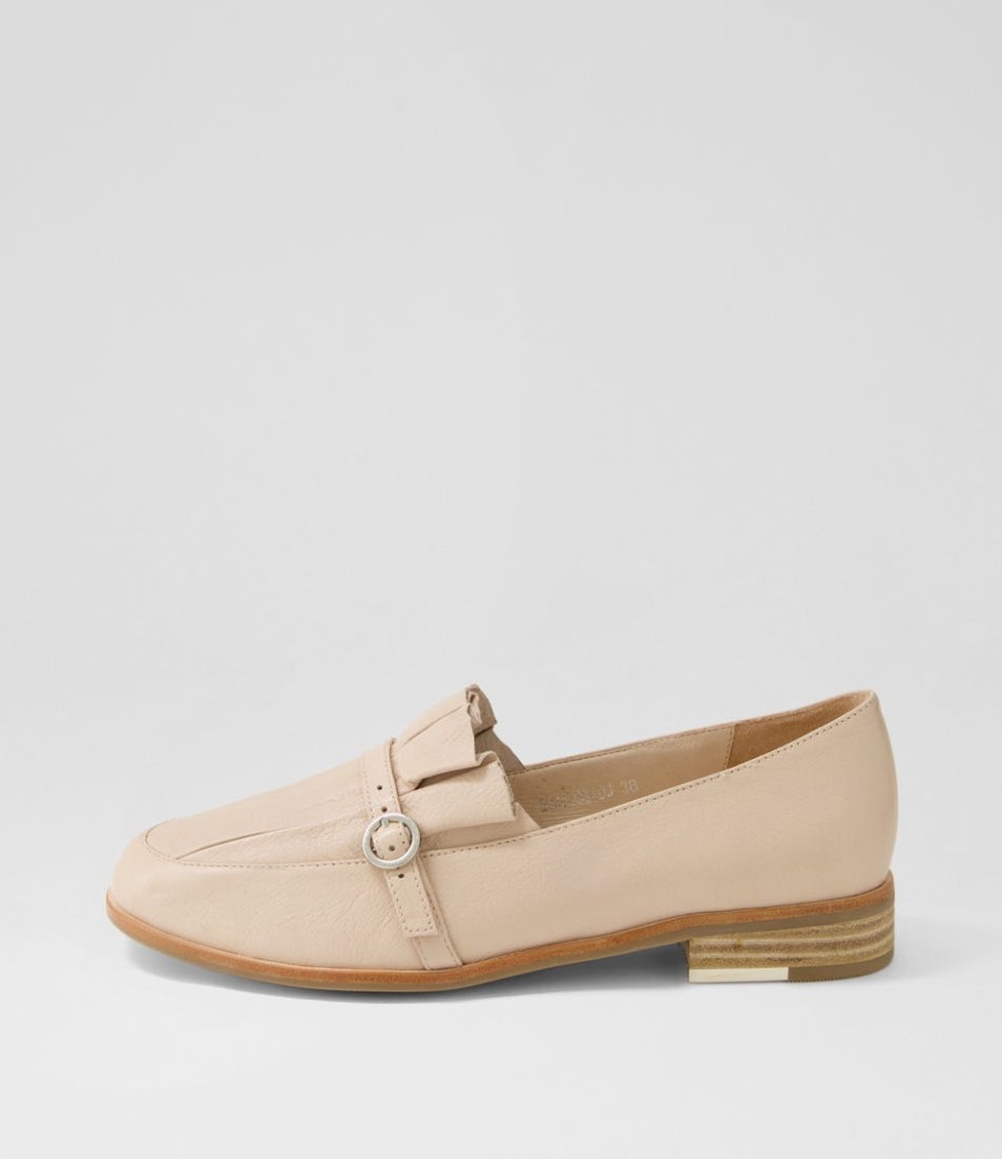 DJANGO & JULIETTE Banzos Nude Leather Loafers | Loafers