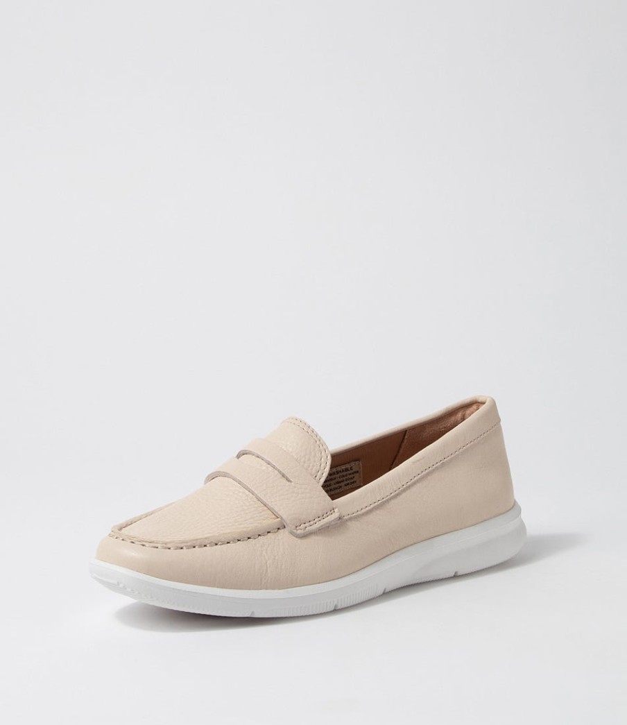 ROCKPORT Ayva Washable Penny Vanilla Leather Loafers | Loafers