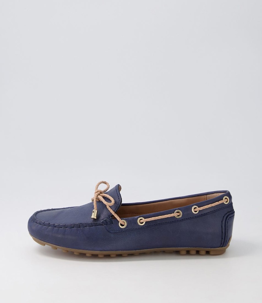 GEOX D Leelyan C Blue Sand Leather Flat Shoes | Comfort