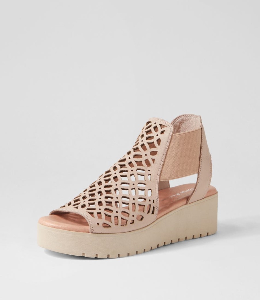 DJANGO & JULIETTE Odate Cafe Nude Leather Sandals | Wedges