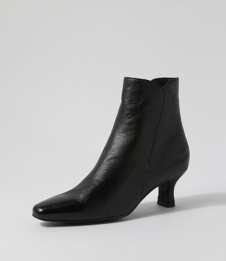 DJANGO & JULIETTE Cheza Black Leather Ankle Boots | Boots