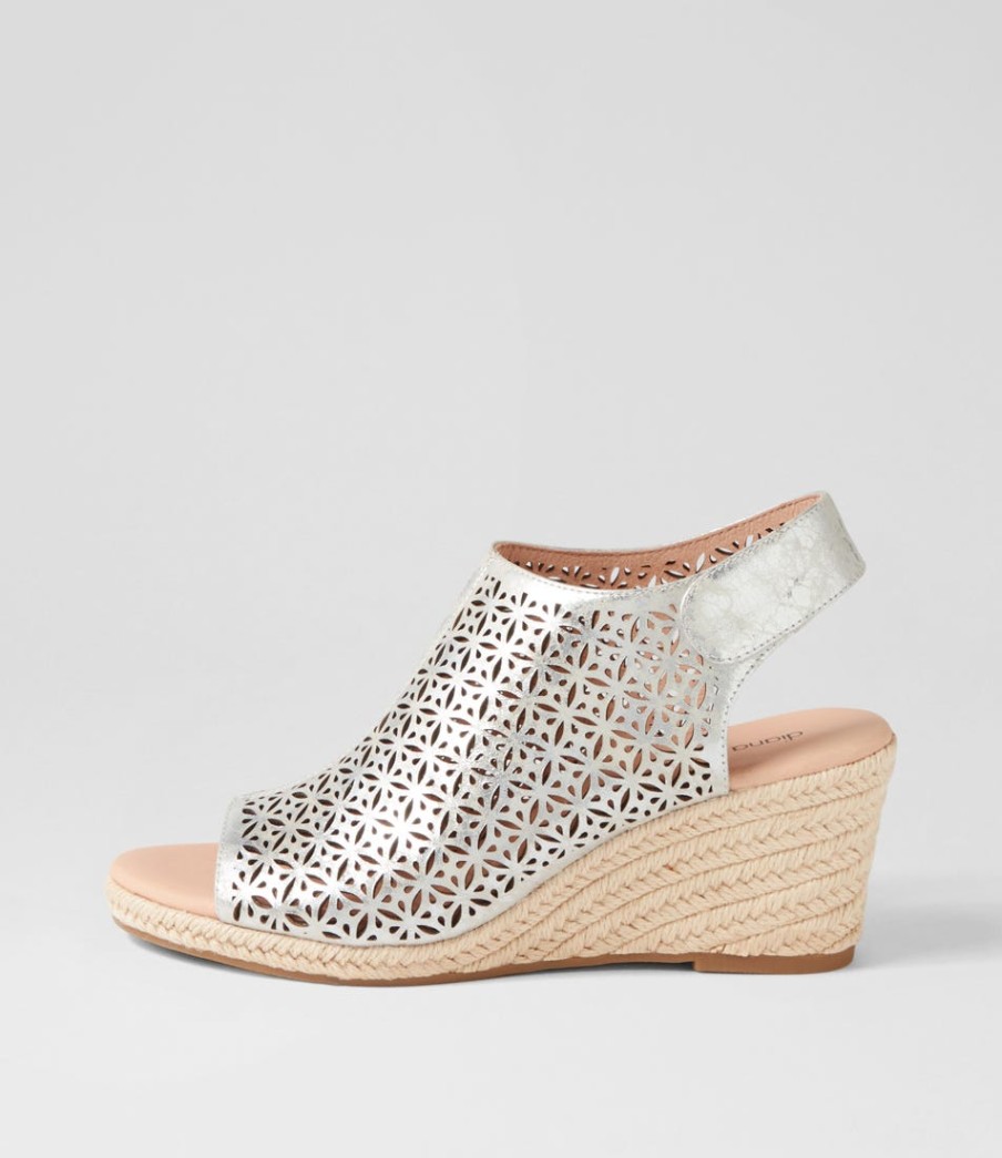 DIANA FERRARI Jamm Silver Wash Leather Sandals | Espadrilles