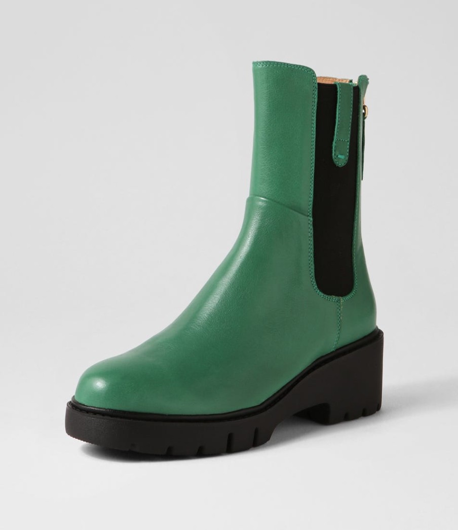 DJANGO & JULIETTE Unita Emerald Black Leather Chelsea Boots | Boots