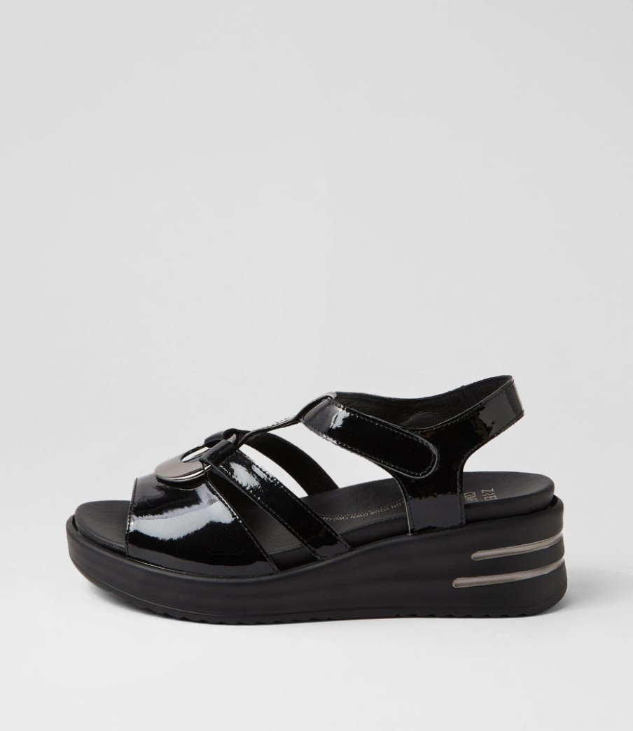 ZIERA Sharrell Xw Black Patent Leather Sandals | Heels