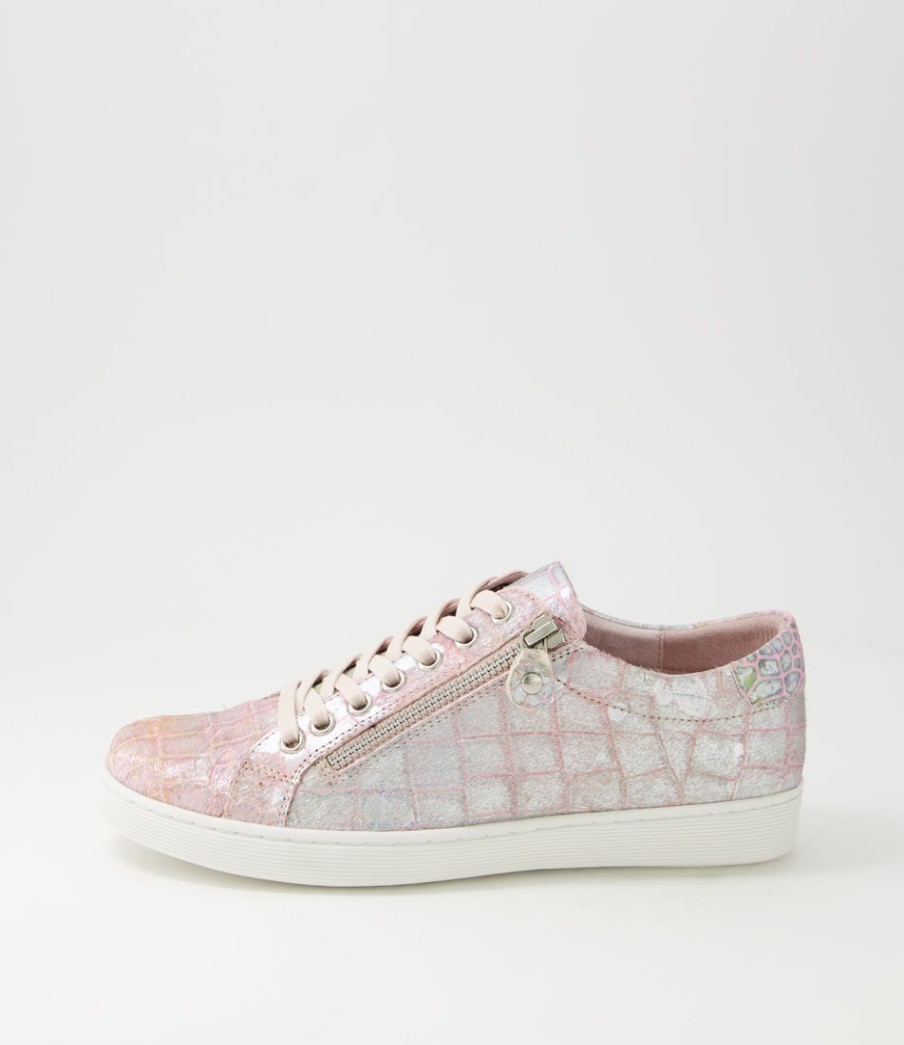 DJANGO & JULIETTE Donat Light Pink Iridescent Pony Sneakers | Sneakers