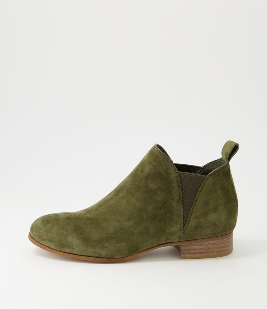 DJANGO & JULIETTE Foe Olive Suede Chelsea Boots | Boots