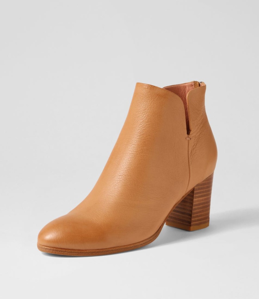 DJANGO & JULIETTE Duriel Dark Tan Natural Heel Leather Ankle Boots | Boots