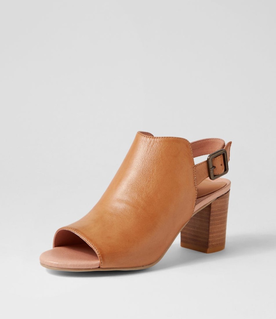 DJANGO & JULIETTE Sauda Tan Leather Sandals | Heels