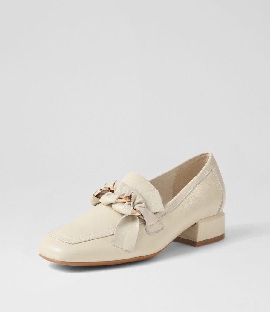 DJANGO & JULIETTE Viserys Almond Leather Heels | Loafers