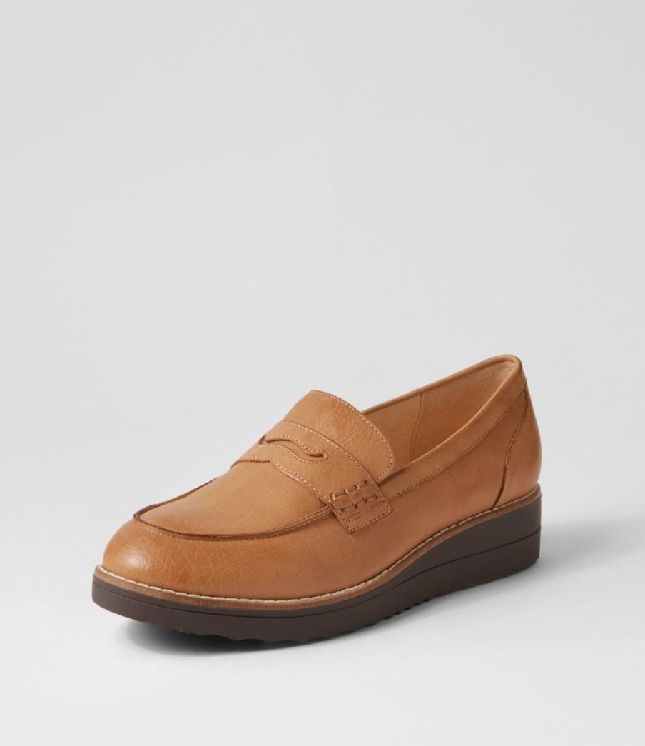 TOP END Oley Dark Tan Choc Leather Loafers | Loafers