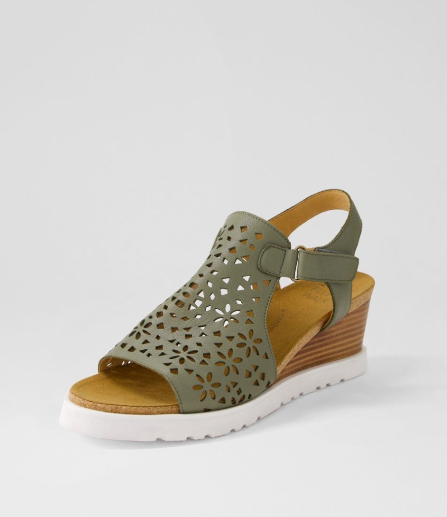 ZIERA Perynn W Olive Leather Sandals | Wedges