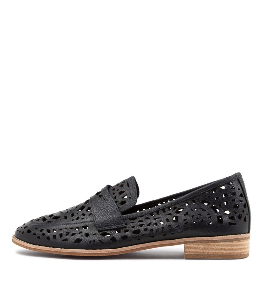 DJANGO & JULIETTE Addah Lrg Navy Leather Loafers | Loafers