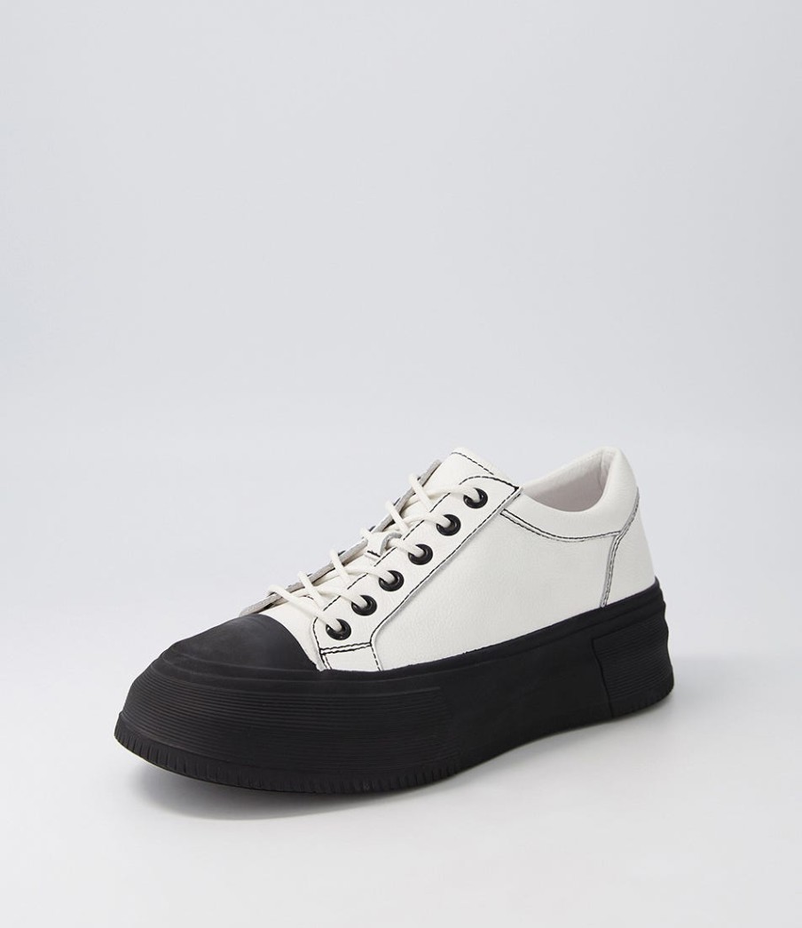 DJANGO & JULIETTE Agot White Black Leather Stitch Sneakers | Sneakers