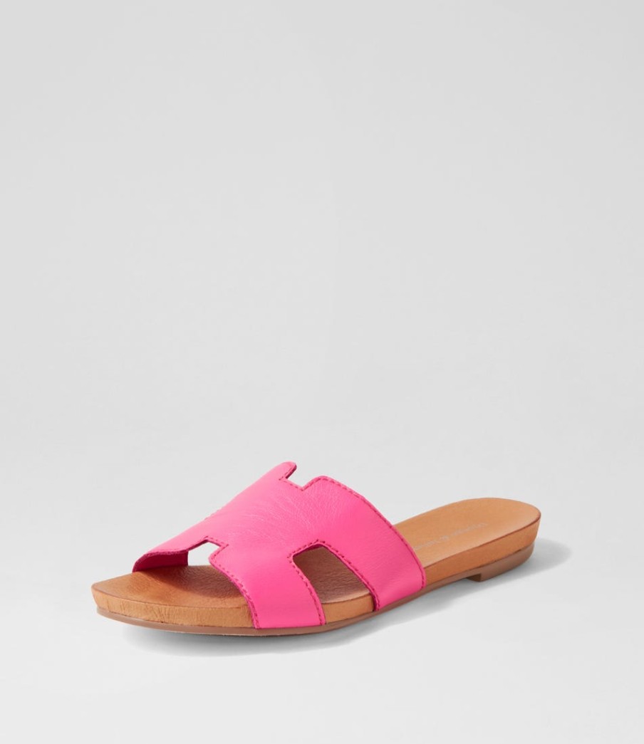 DJANGO & JULIETTE Jamel Hot Pink Leather Slides | Flats