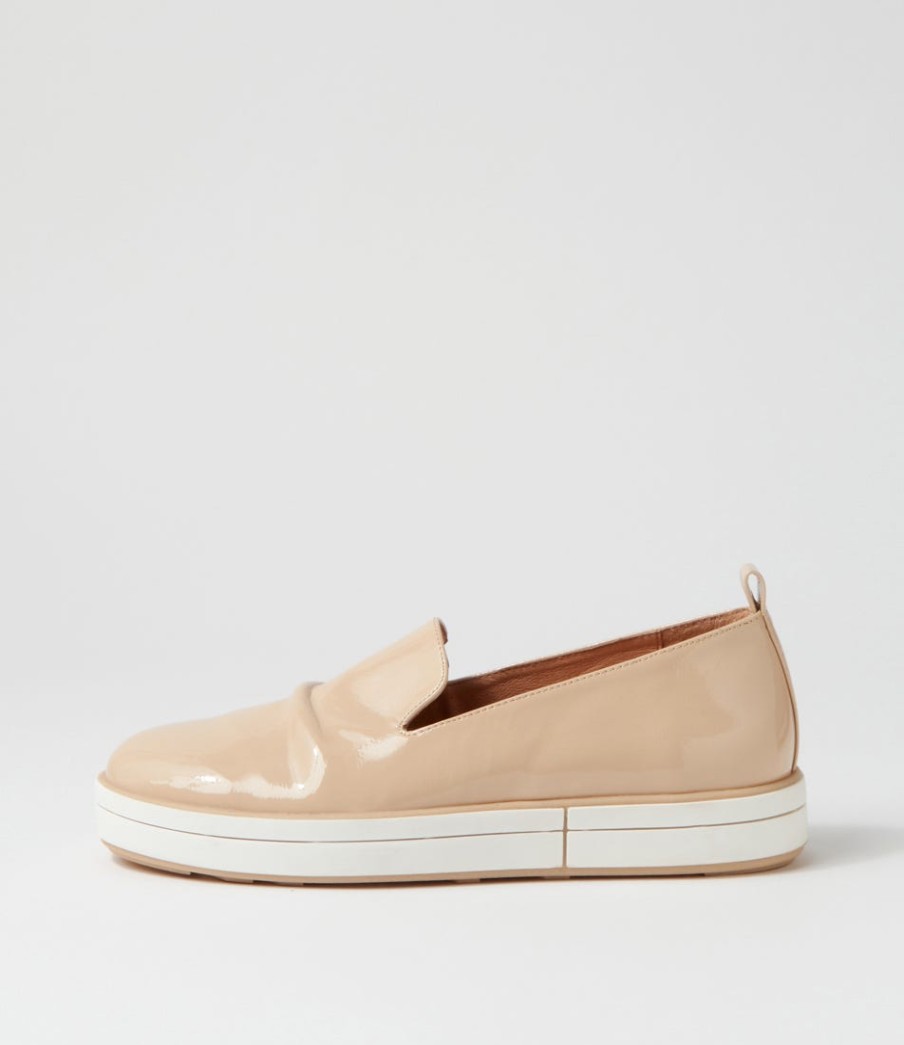 ZIERA Raider W Latte Patent Leather Loafers | Loafers