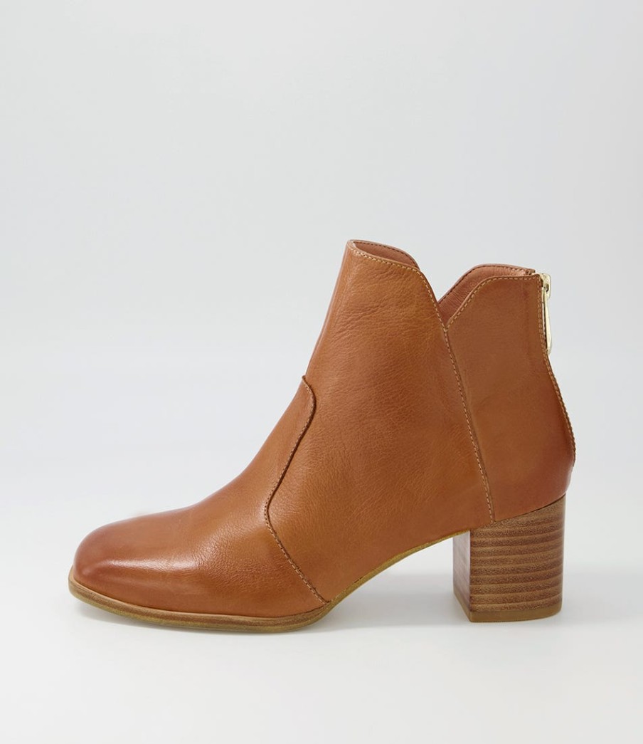 DJANGO & JULIETTE Vascal Tan Leather Ankle Boots | Boots