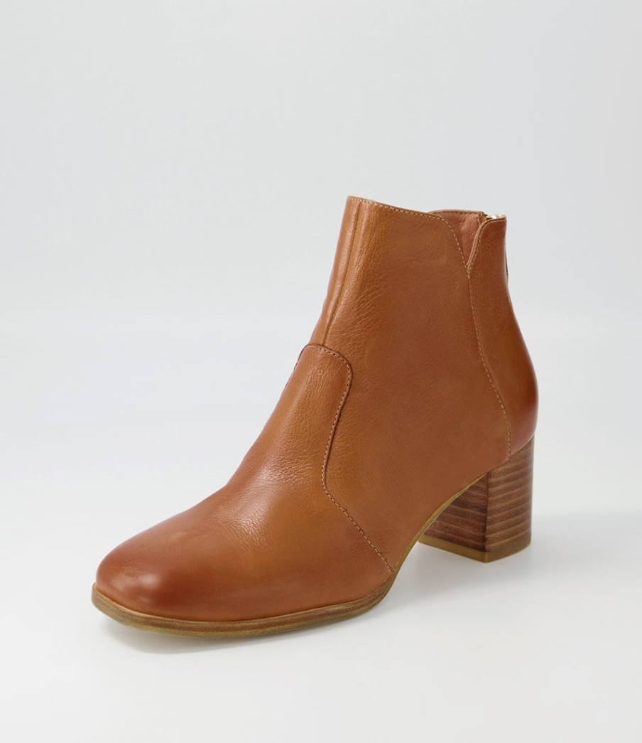 DJANGO & JULIETTE Vascal Tan Leather Ankle Boots | Boots