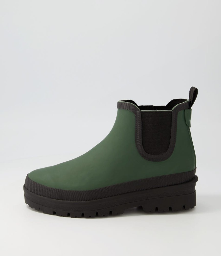 DIANA FERRARI Everlane Olive Black Gumboots | Boots