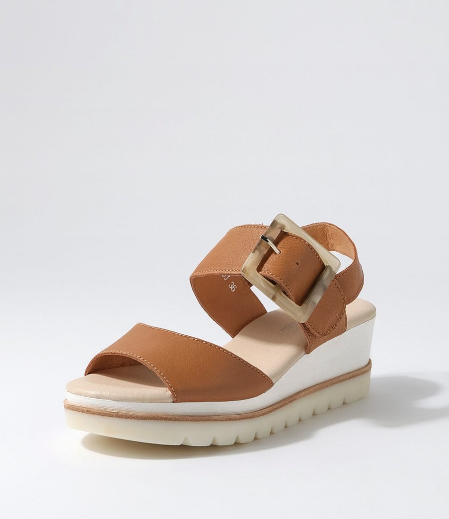 DJANGO & JULIETTE Wacie Dark Tan Leather Sandals | Wedges