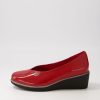 DJANGO & JULIETTE Umme Dark Red Patent Leather Wedges | Wedges