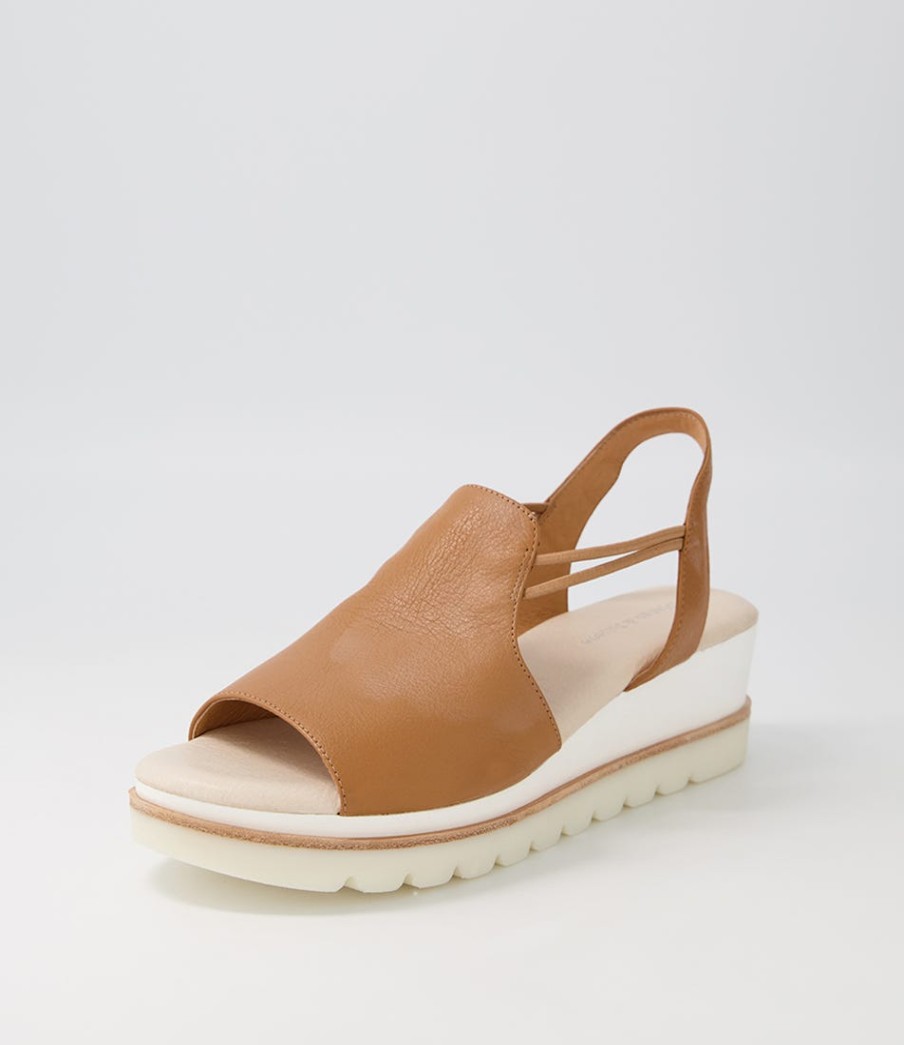 DJANGO & JULIETTE Wadmire Dark Tan Leather Sandals | Wedges