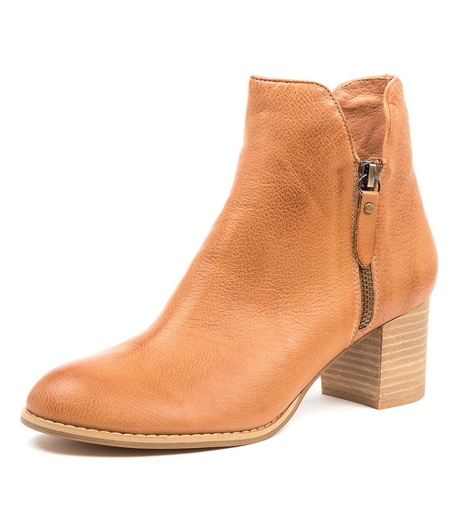 DJANGO & JULIETTE Shiannely Dk Tan Leather | Boots