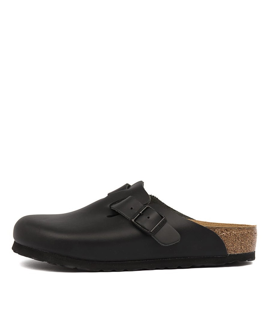 BIRKENSTOCK Boston Black Smooth Leather | Comfort