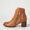 DJANGO & JULIETTE Slaine New Tan Choc Leather Chelsea Boots | Boots