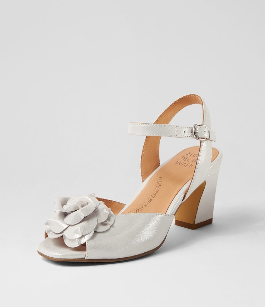 ZIERA Aggie W Silver Shimmers Leather Sandals | Comfort