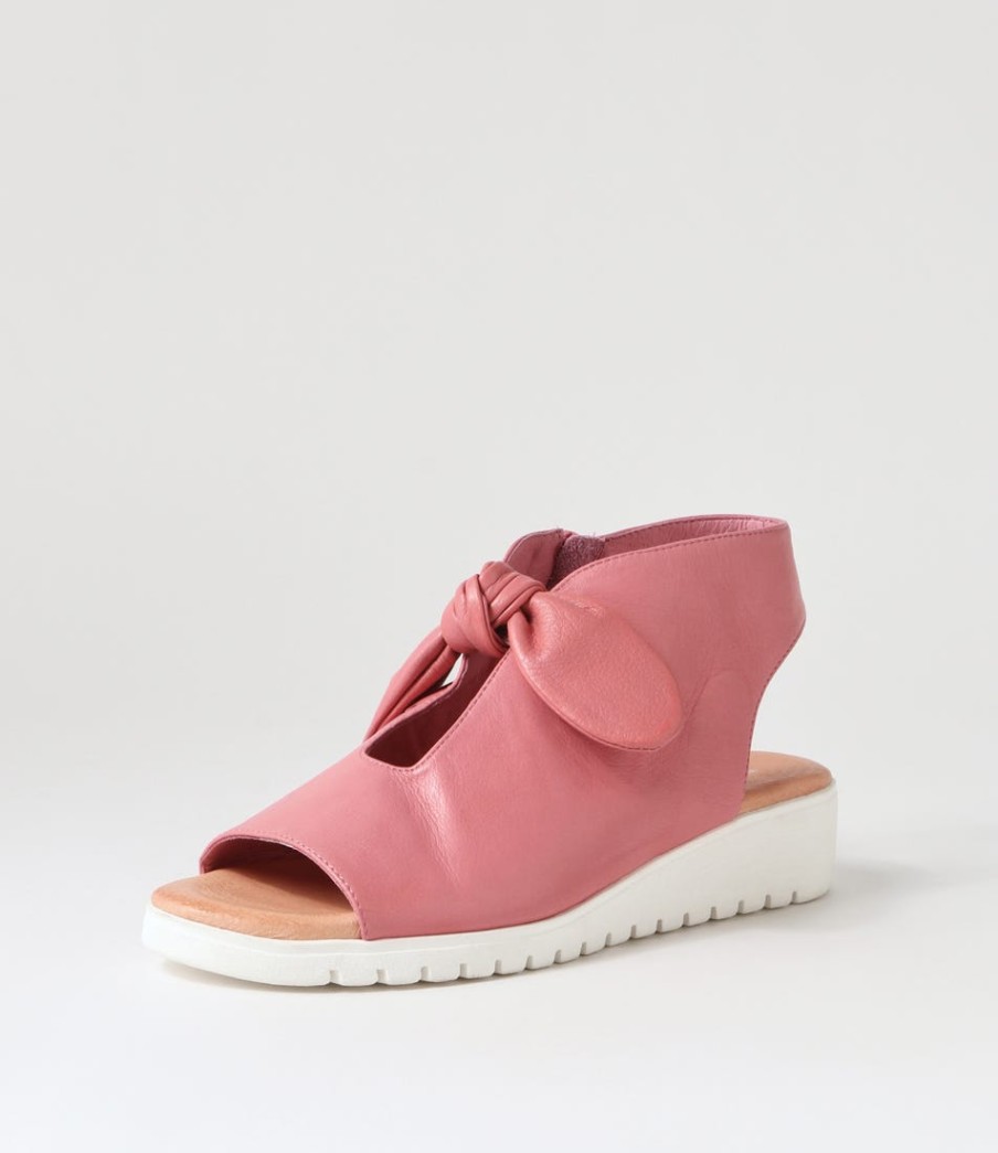 DJANGO & JULIETTE Moneka Pretty Pink White Leather Sandals | Wedges