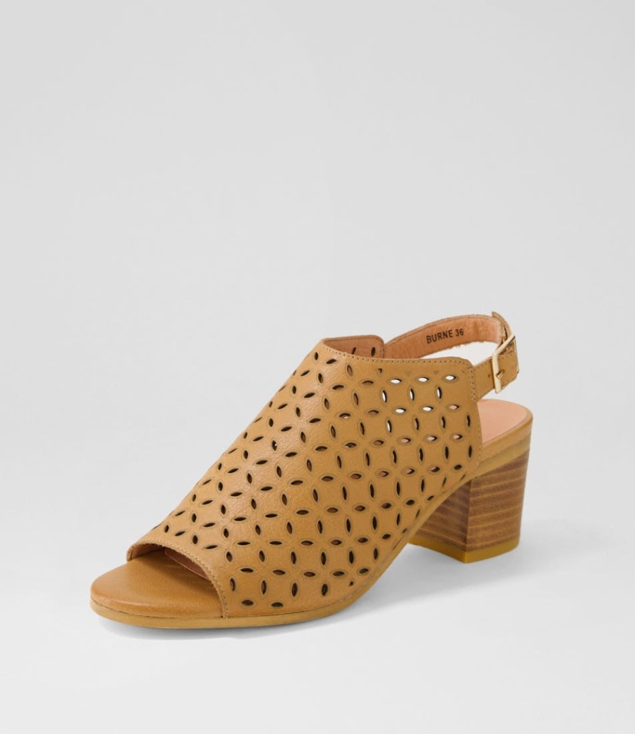 DJANGO & JULIETTE Burne Dark Tan Leather Sandals | Heels