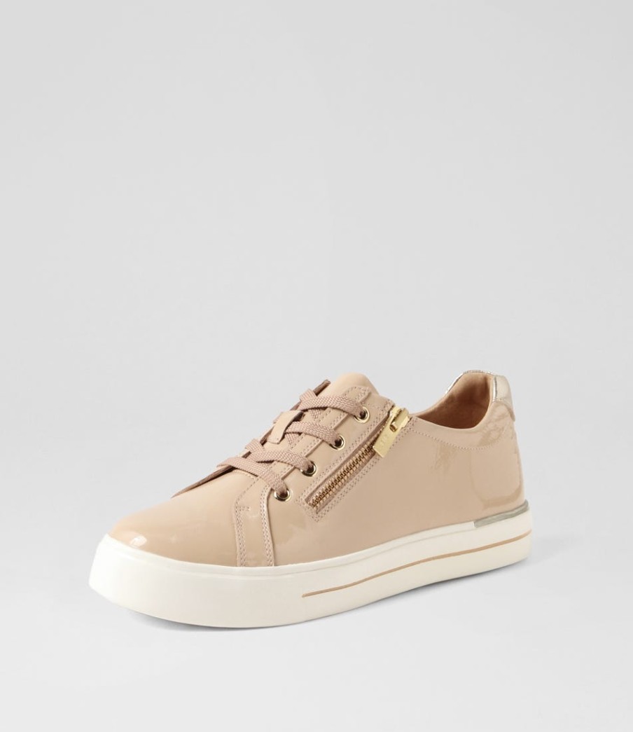 ZIERA Audry W Latte Gold Wrinkle Patent Leather Sneakers | Sneakers