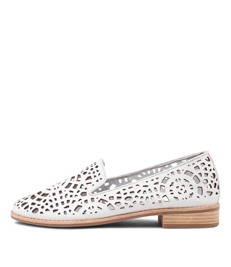 DJANGO & JULIETTE Adaring White Leather Loafers | Loafers