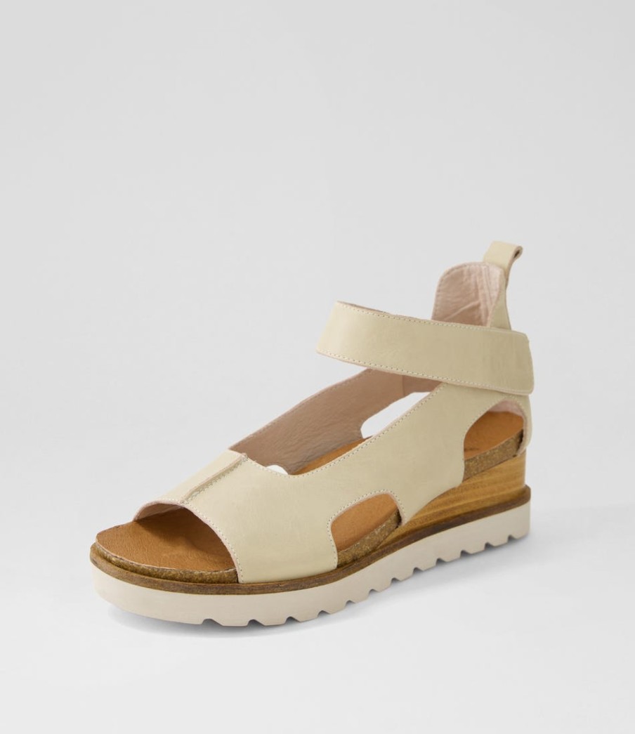 DJANGO & JULIETTE Beasla Almond Leather Sandals | Wedges