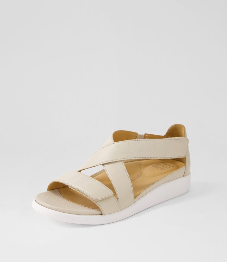 ZIERA Issy W Almond Leather Sandals | Wedges