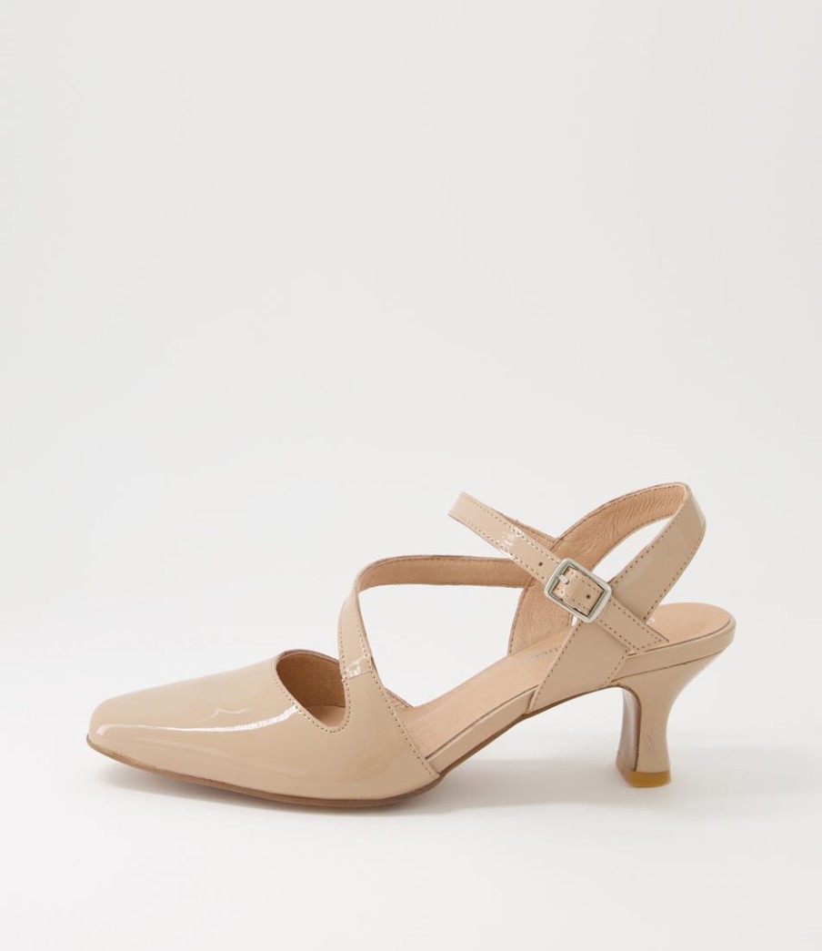 DJANGO & JULIETTE Charissa Camel Patent Leather Heels | Heels