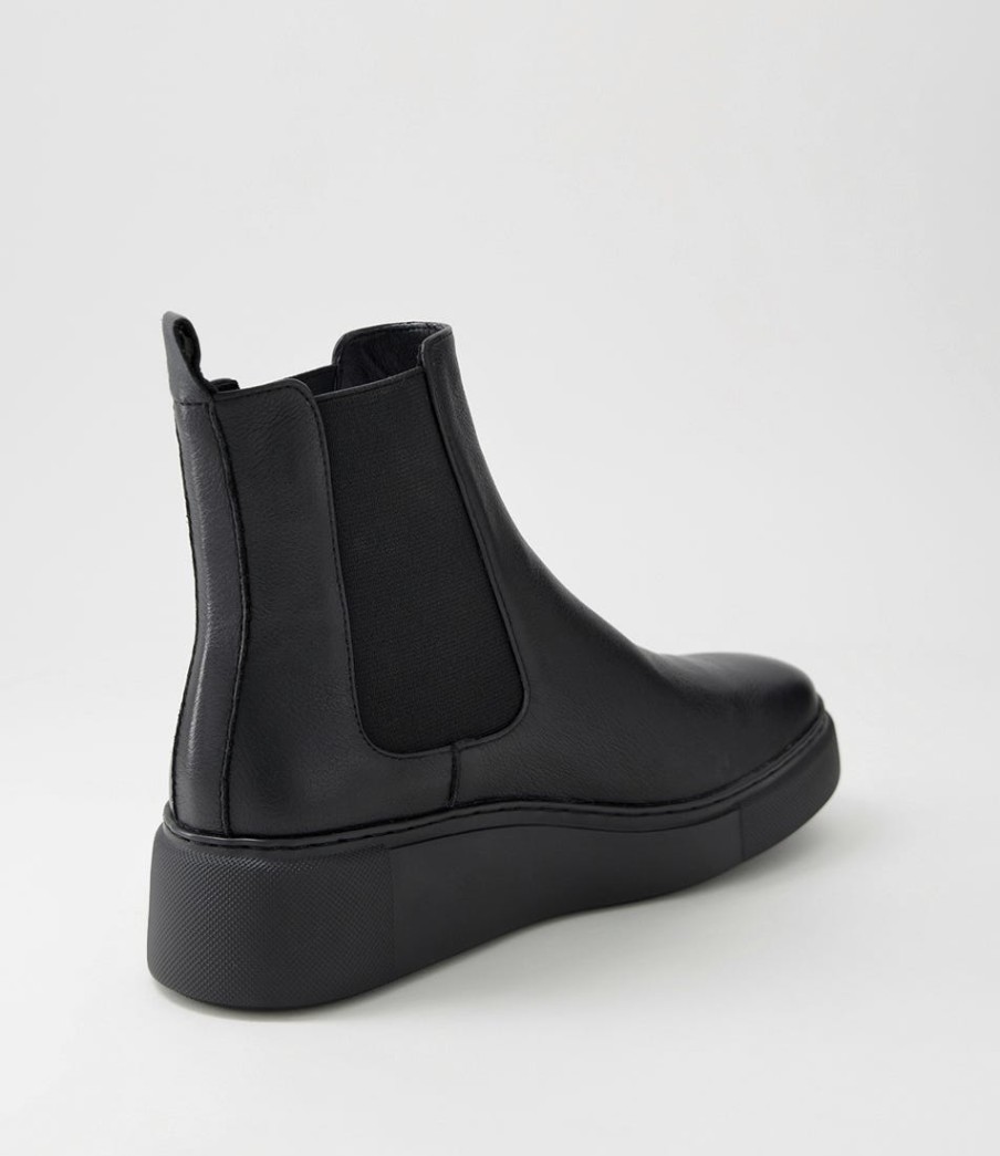 DJANGO & JULIETTE Yestin Black Leather Chelsea Boots | Boots