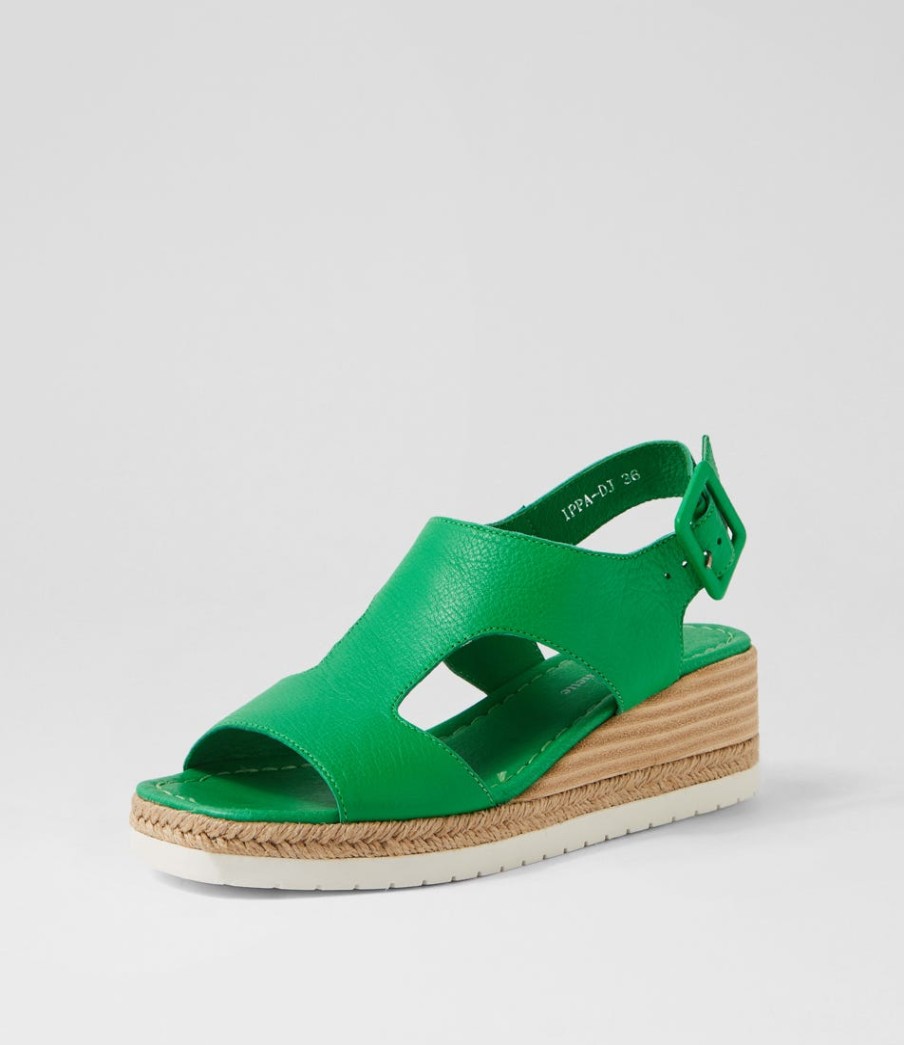 DJANGO & JULIETTE Ippa Bright Emerald Leather Sandals | Wedges