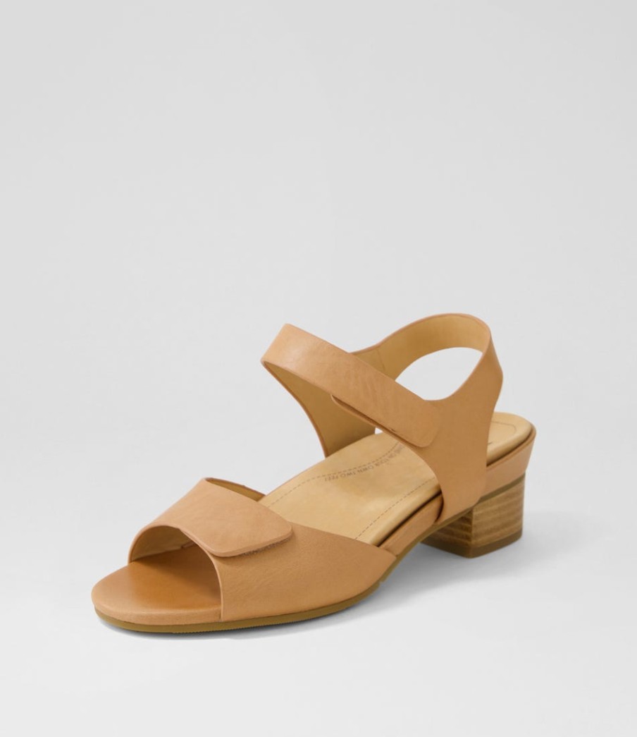 ZIERA Ava Xw Cappuccino Leather Sandals | Heels