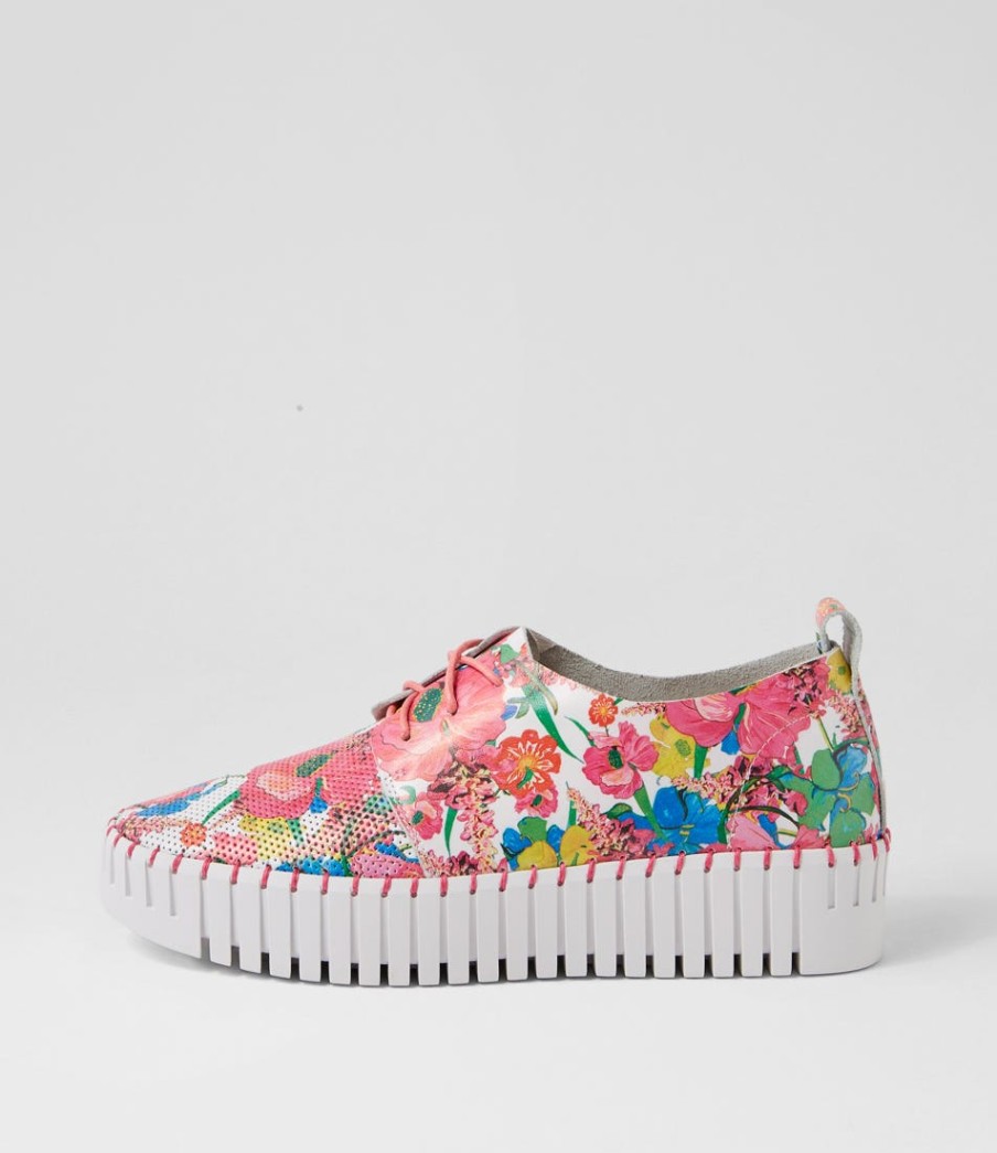 DJANGO & JULIETTE Batu White Flowermania Leather Sneakers | Sneakers