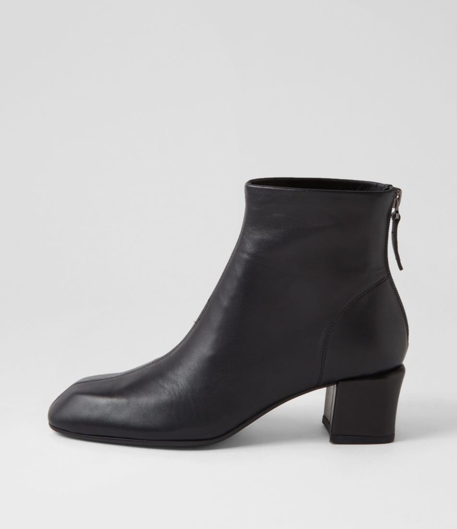 TOP END Elliza Black Leather Ankle Boots | Boots