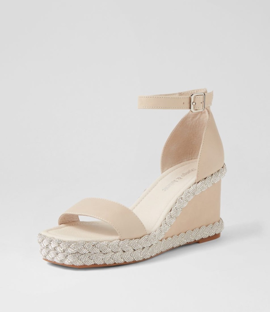 DJANGO & JULIETTE Vangie Almond Leather Sandals | Heels