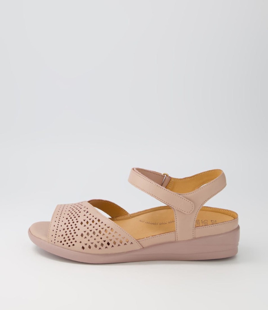 ZIERA Daewon W Blush Leather Sandals | Wedges