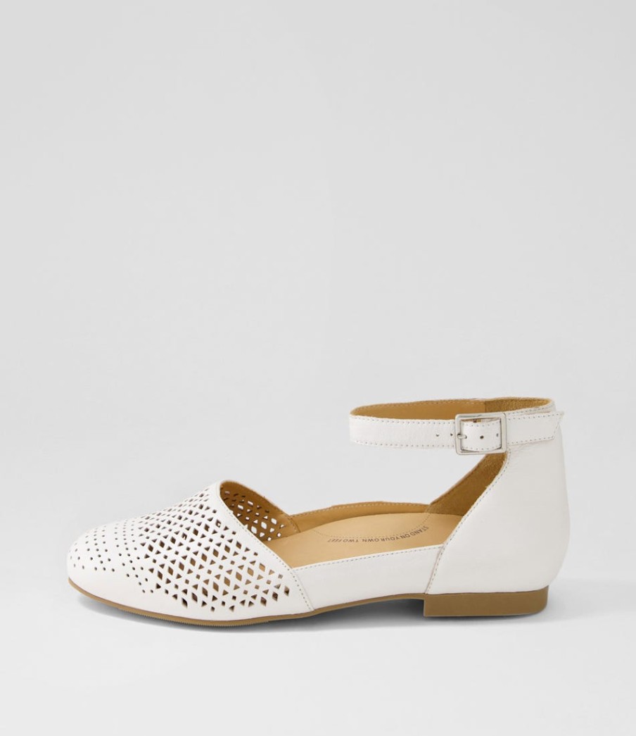 ZIERA Camay Xf White Leather Flat Shoes | Flats