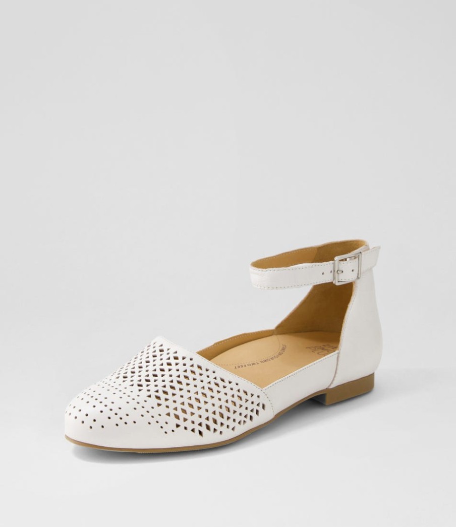 ZIERA Camay Xf White Leather Flat Shoes | Flats