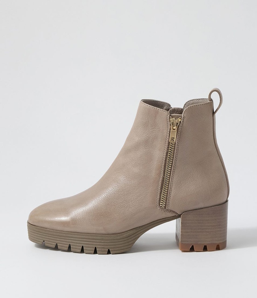 DJANGO & JULIETTE Dinis Ash Leather Ankle Boots | Boots