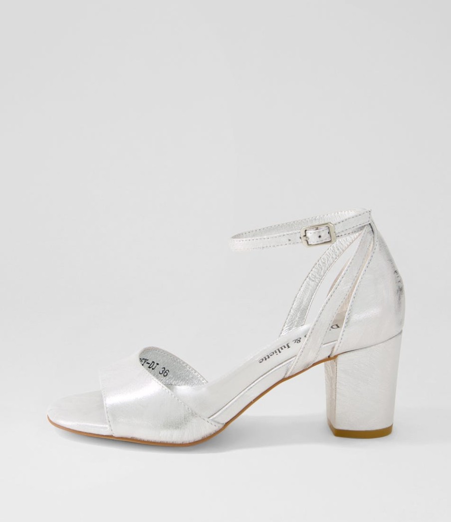 DJANGO & JULIETTE Cobey Silver Scratch Leather Sandals | Heels