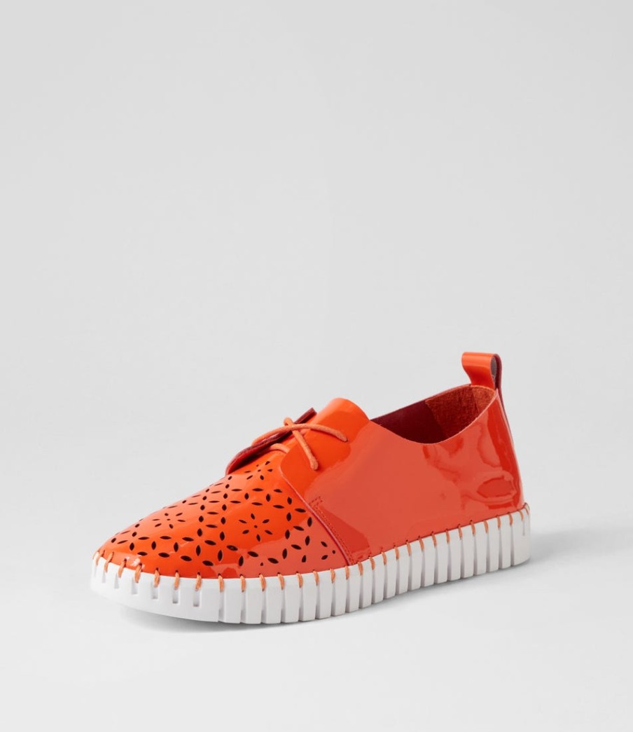 DJANGO & JULIETTE Hexter Orange White Patent Leather Sneakers | Sneakers