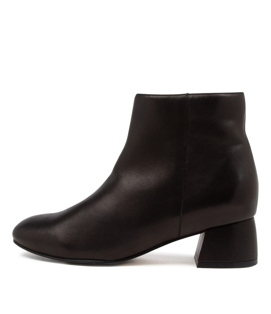 ZIERA Ziggys W Black Leather Ankle Boots | Boots